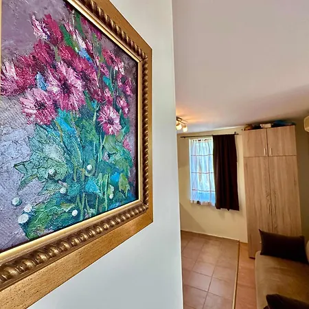 Cozy Corner In Crown Apartmán